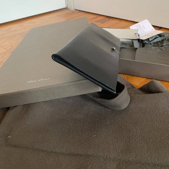 SOLD • RICK OWENS PLINTH F/W13 • Leather Clutch - Picture 6 of 10